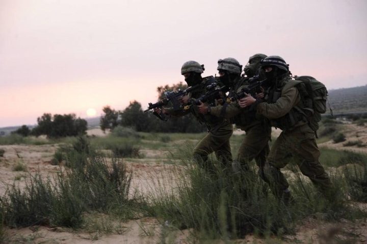 Sayeret Matkal operators training at undisclosed location