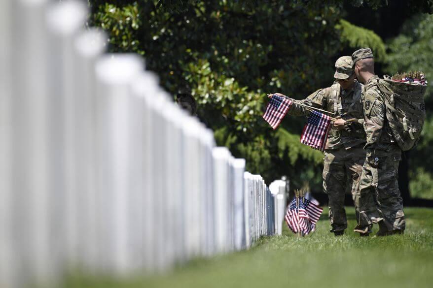Robert L. Howard rest in peace at Arlington cemetery 