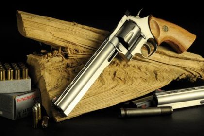 Dan Wesson Pistol-Pack revolver