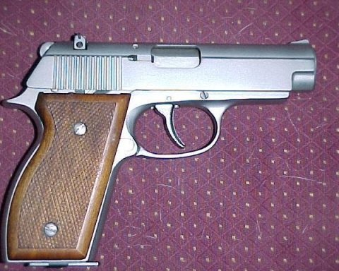 Sterling Mark II Auto pistol