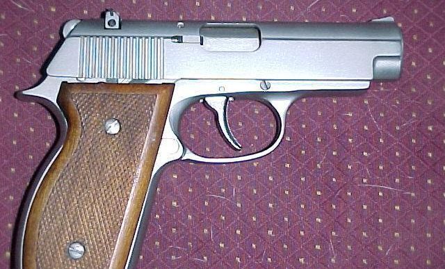 Sterling Mark II Auto pistol