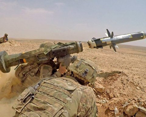 A Javelin fired by U.S. soldier in Jordan during Eager Lion 2019