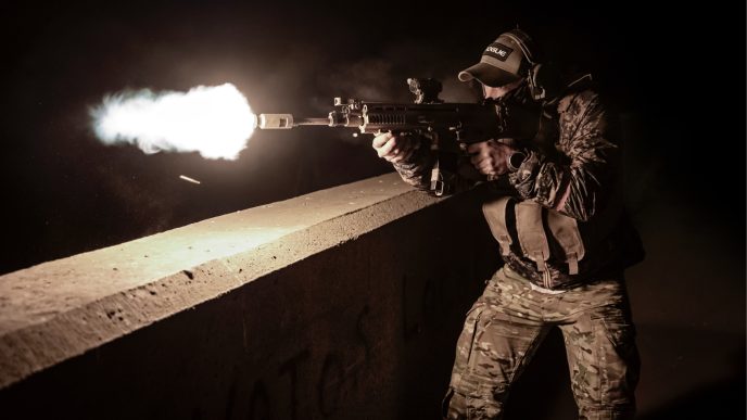 An operator from the Special Operations Regiment firing his rifle during the Basic Reconnaissance Course 2023