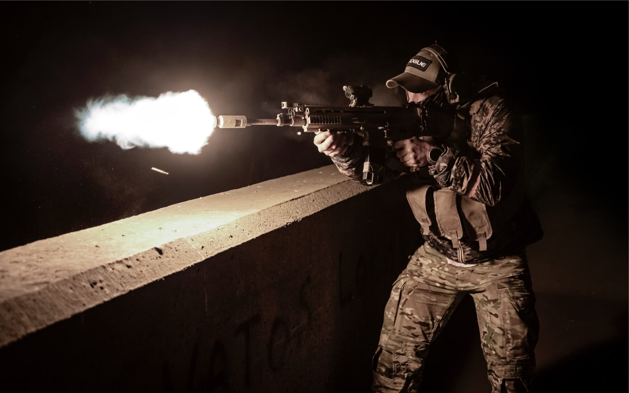 An operator from the Special Operations Regiment firing his rifle during the Basic Reconnaissance Course 2023