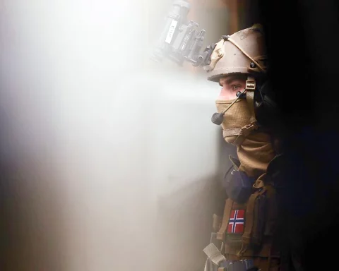 Norways MJK operator during the NATO-backed Cold Response 14 exercise