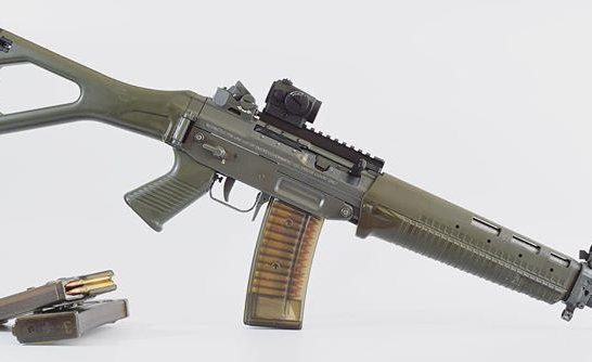 SIG SG 551 assault rifle